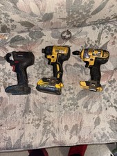 2 brocas de impacto Dewalt uma bateria sem carregador incluído e impacto Bosch na bateria comprar usado 2 brocas de impacto Dewalt uma bateria sem carregador incluído e impacto Bosch na bateria comprar usado  Enviando para Brazil
