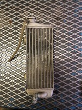 Radiatore destro raffreddament usato  Roma