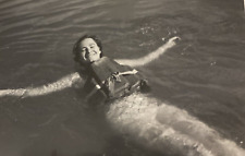 1960 young woman for sale  New Hartford