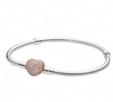 Pandora moments sparkling d'occasion  Expédié en Belgium