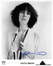 Patti smith autografata usato  Montesilvano