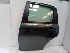 Porta post. sx. usato  Novara