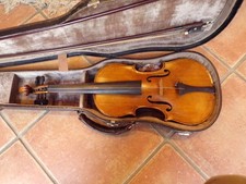 Antike violine geige mit 2 bogen und koffer comprar usado Antike violine geige mit 2 bogen und koffer comprar usado  Enviando para Brazil