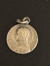 Ancienne mini medaille d'occasion  Prades