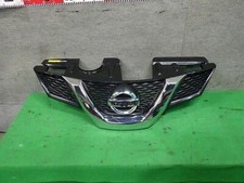【Nissan】 Parrilla delantera T32 X-Trail artículo usado, limpio (diciembre 2013-noviembre 2016) segunda mano  Embacar hacia Mexico