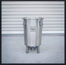 Brewtech brew bucket for sale  HARLOW