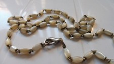 Collier perles nacrées d'occasion  Charbonnières-les-Bains