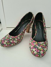 Decolletè scarpe fiori usato  Voltido