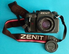 Macchina fotografica zenith usato  Cosenza