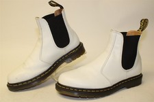 Botas de tornozelo Dr. Martens 2976 YS couro branco Chelsea masculina tamanho 9 42 feminina 10 comprar usado Botas de tornozelo Dr. Martens 2976 YS couro branco Chelsea masculina tamanho 9 42 feminina 10 comprar usado  Enviando para Brazil