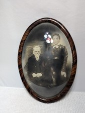 Usado, Moldura de madeira oval antiga convexa bolha vidro 21x13" retrato de família comprar usado  Enviando para Brazil