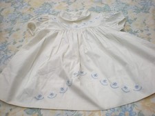 Robe blanche vintage d'occasion  Sedan