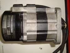 Omron r88m h20030 usato  Segni