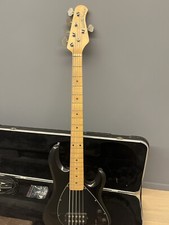 Musicman stingray usato  Sacile