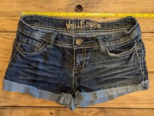 Wallflower juniora embellished for sale  Diamond