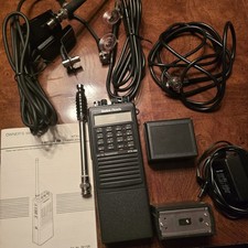 Radio Shack HTX-202 (2 metros radioaficionado transceptor VHF/FM) (¡sin probar, piezas!) segunda mano  Embacar hacia Mexico