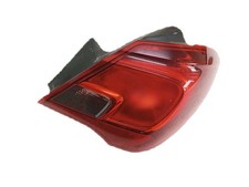 Opel Corsa E 2018 tylne prawe tylne światło tylne światło 39068623 AEU8094 na sprzedaż  PL