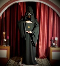 Black tau hooded d'occasion  Expédié en Belgium