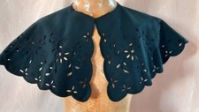Ancienne capeline broderie d'occasion  Dozulé