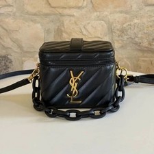 Ysl beaute vanity usato  Spedire a Italy