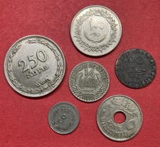 Lot pièces moyen d'occasion  Nemours