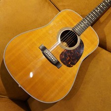 Martin custom style d'occasion  Expédié en Belgium
