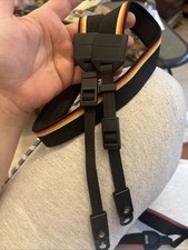 Kameragurt schnellverschluss gebraucht kaufen Kameragurt schnellverschluss gebraucht kaufen  Duvensee, Klinkrade, Kühsen, Labenz