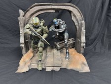 Estátua Halo 5 Guardians edição limitada de colecionador (sem jogo ou caixa OG comprar usado Estátua Halo 5 Guardians edição limitada de colecionador (sem jogo ou caixa OG comprar usado  Enviando para Brazil