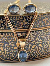 Classic sapphire pendant for sale  NEWTON ABBOT