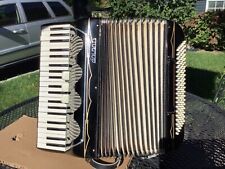 Galanti accordion made for sale  Glen Head