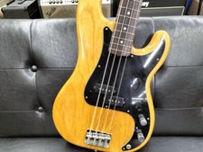 Fender japan pb70 d'occasion  Expédié en Belgium