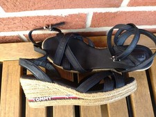 Tommy hilfiger sandalen gebraucht kaufen  Essen