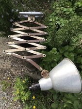 Lampe atelier ancienne d'occasion  Nouzonville