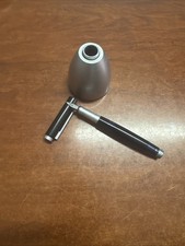 Pelikan level usato  Avola