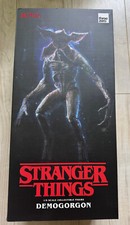 Threezero Stranger Things Demogorgon na sprzedaż  PL