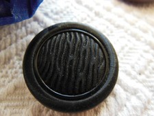 Imposant bouton anciens d'occasion  Senozan