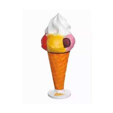 Cono gelato giagante usato  Volpago del Montello