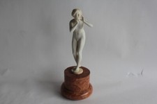 Femme nue porcelaine d'occasion  Seyssel