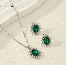 Women jewellery gift for sale  RETFORD