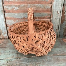 Smaller primitive antique for sale  Hamburg