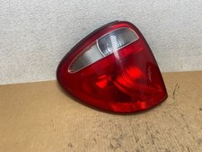 Lanterna traseira esquerda Dodge Grand Caravan 2004 a 2007 fabricante de equipamento original Q8069 DW comprar usado  Enviando para Brazil