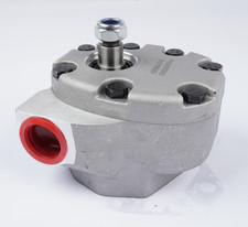 Hydraulic pump 373966r94 for sale  Chino
