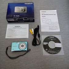 Fotocamera digitale compatta usato  Spedire a Italy