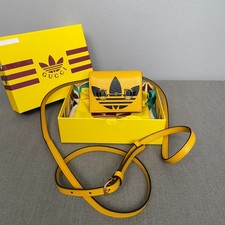 GUCCI x Adidas Trefoil Horsebit mini carteira tiracolo/bolsa de cinto amarela 11cm comprar usado  Enviando para Brazil