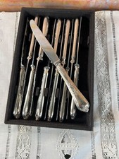 Coffret couteaux entremets d'occasion  La Ferté-sous-Jouarre