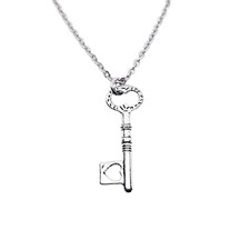 Collana chiave cuore usato  Velletri