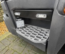 Tiras de LED pretas de aço inoxidável + LEDs âmbar para caber no lado da próxima geração da Scania comprar usado  Enviando para Brazil
