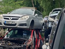 Vauxhall vectra breaking for sale  BARNSLEY