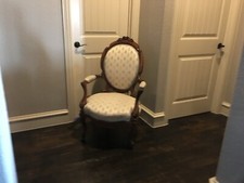 Antique chair for sale  Allen