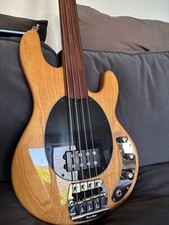 Ernie Ball Music Man StingRay 4 H 2EQ Natural fretless 1994 comprar usado  Enviando para Brazil